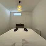 Le Refuge - Parking Gratuit - 6 Pers - Wi-fi Prázdninový dům